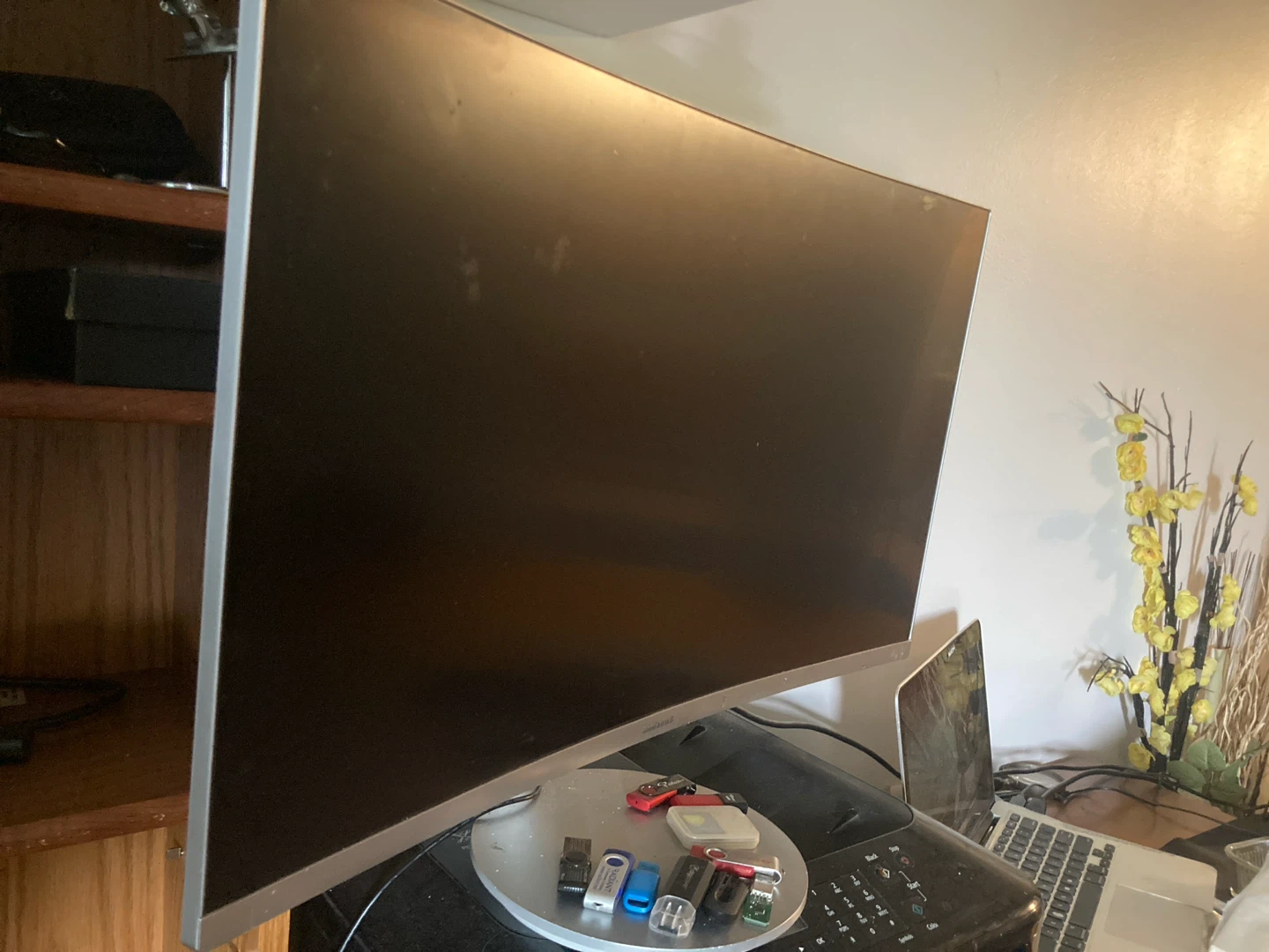 Samsung Curved Computer Monitor - photo 2