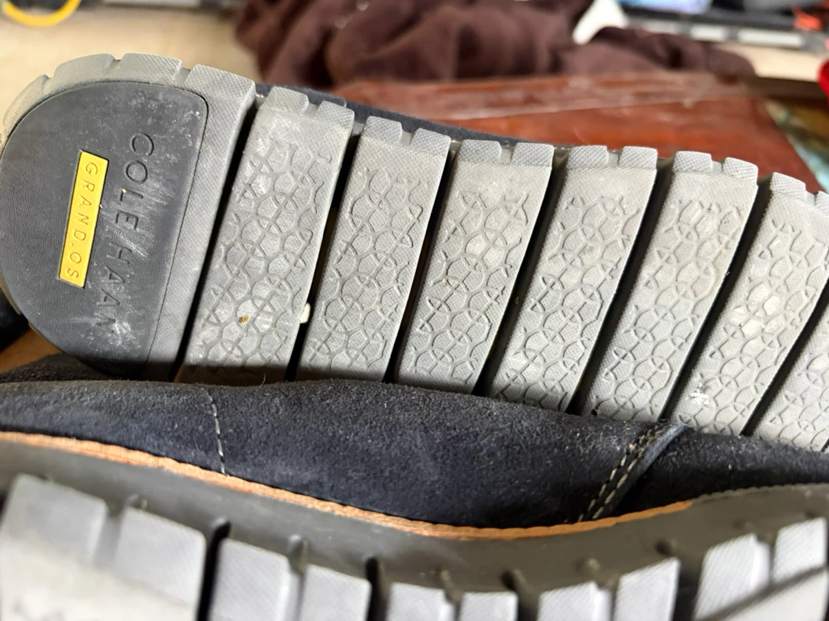 Cole Haan Grand.OS Suede Chukka Boots Black - photo 4