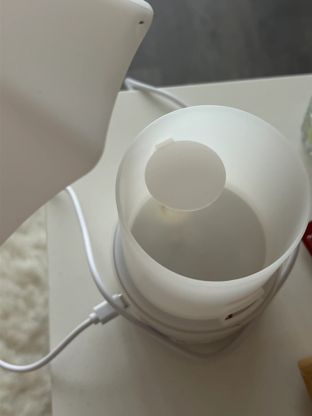 White Christmas Tree Aroma Diffuser - photo 2