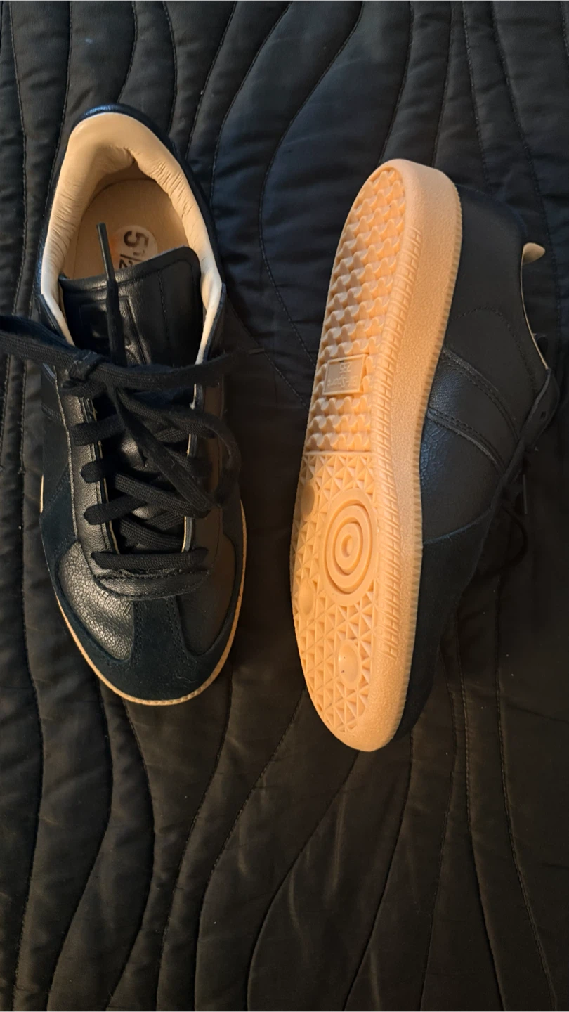 Adidas Black Leather Sneakers Size 5.5 - photo 2