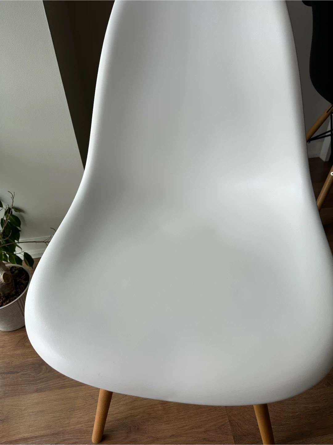 Structube White Dining Chair - photo 2
