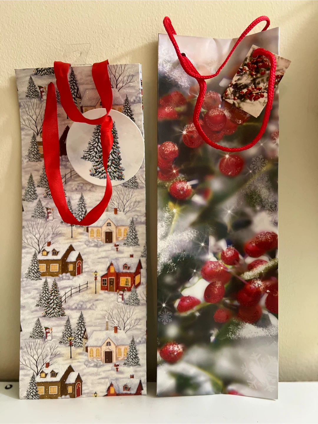Bulk Lot of 28 Christmas & Holiday Wine/Alcohol Bottle Gift Bags - photo 2