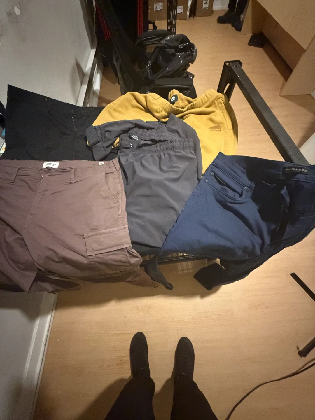 Assorted Men's Pants and Sweatpants Bundle - photo 4