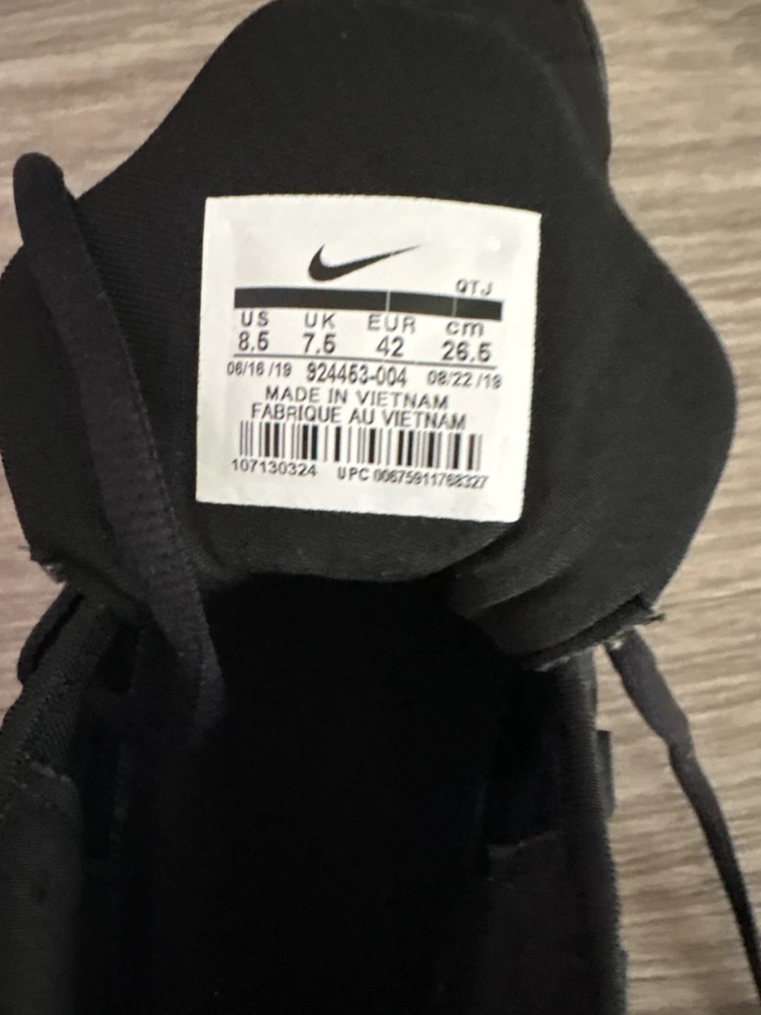 Nike Air Vapormax Plus Black Sneakers - photo 2