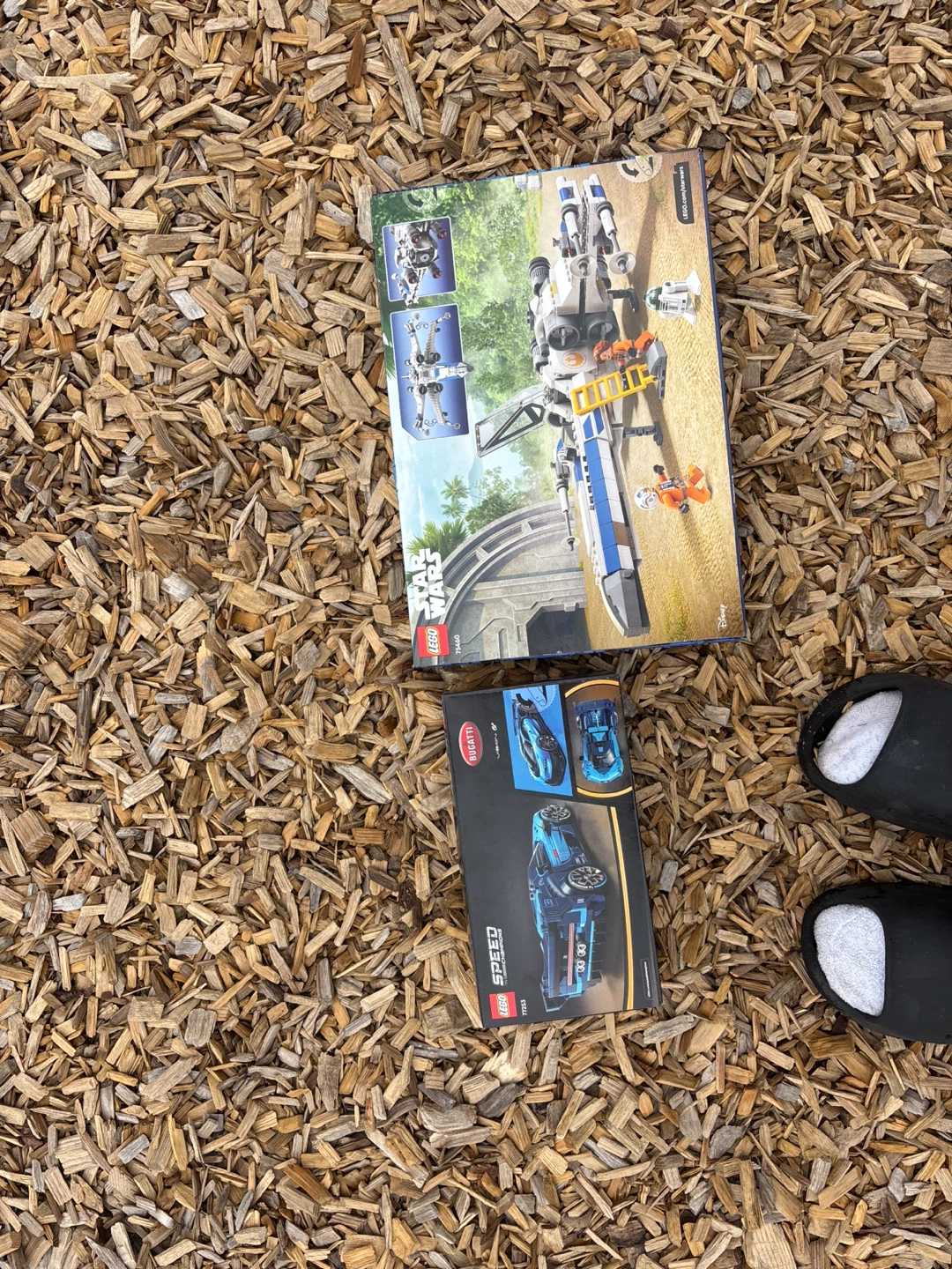 LEGO Star Wars X-Wing and Speed Champions Bugatti - photo 2