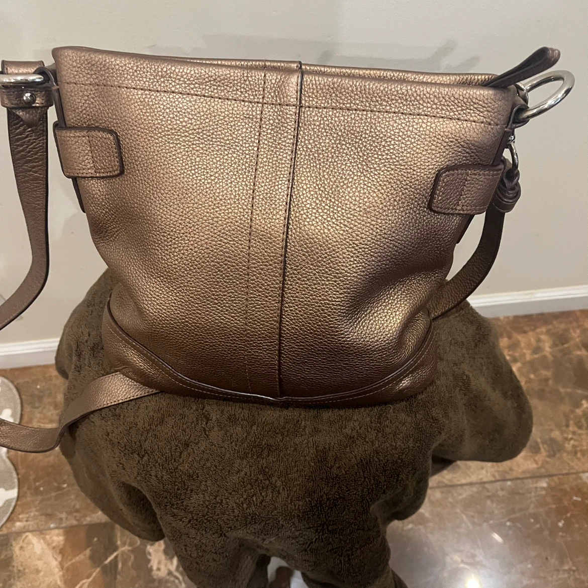 Authentic Coach Metallic Bronze Shoulder Bag - photo 5
