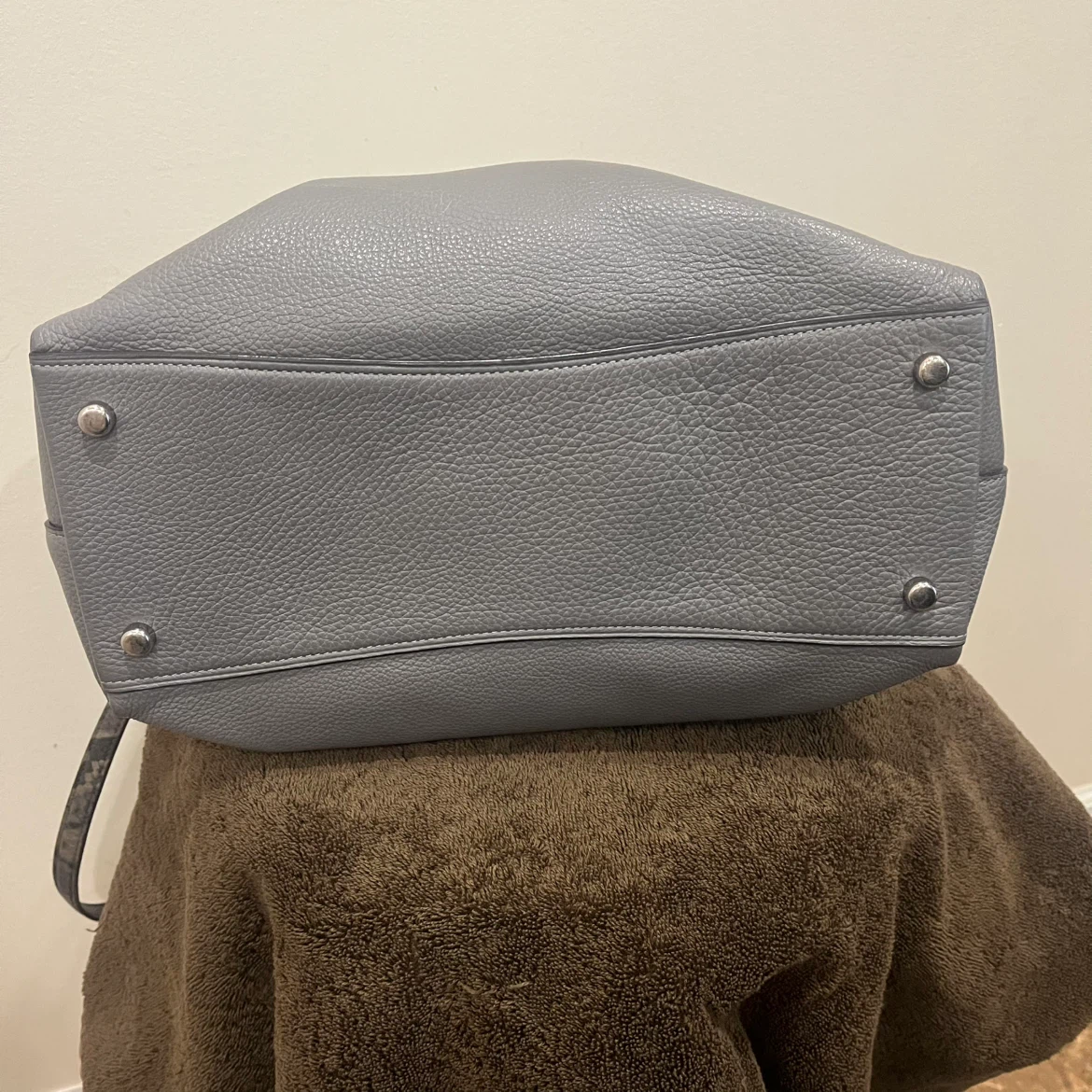 Authentic Coach Leather Satchel Handbag - photo 5