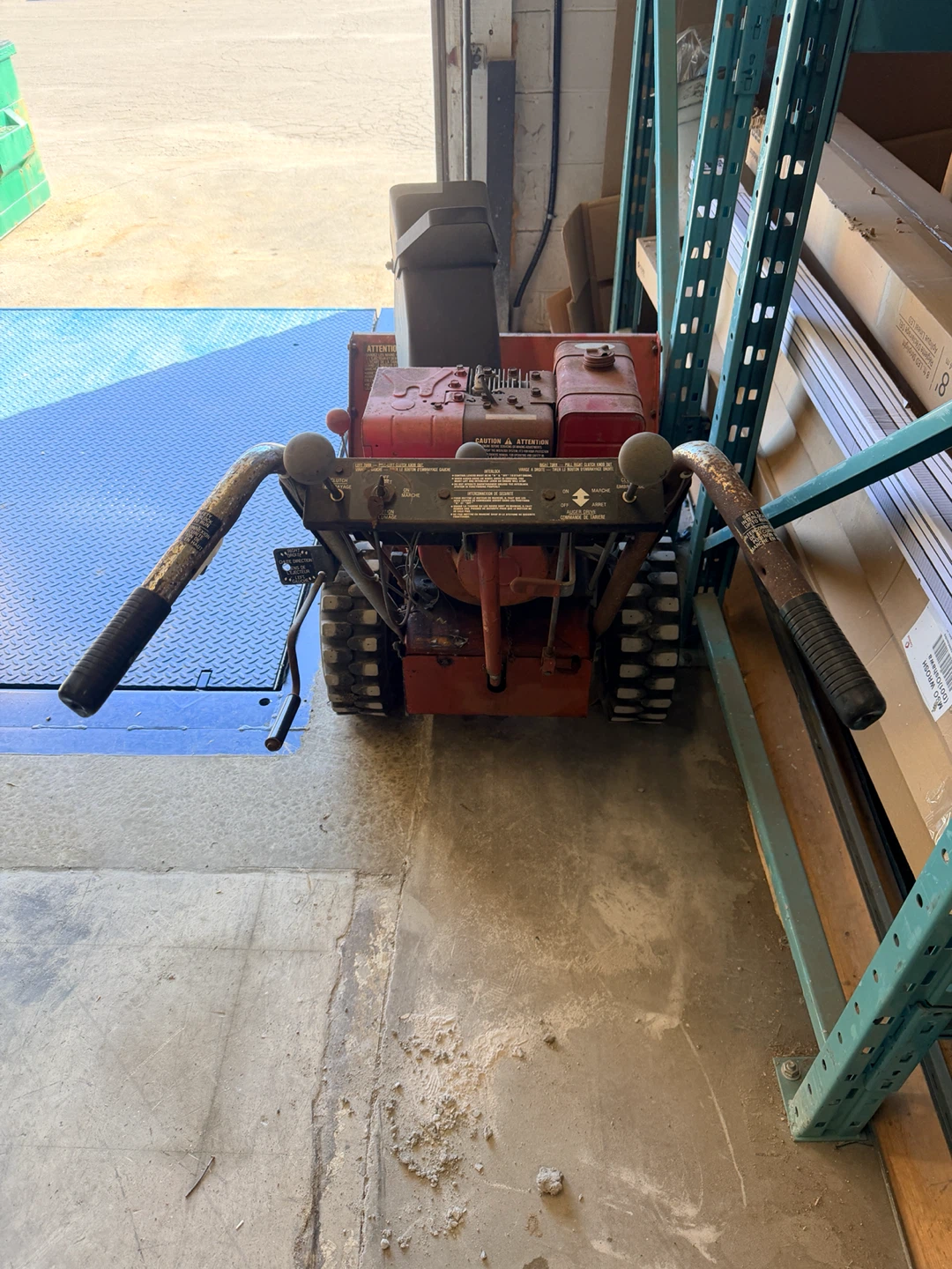 Toro 826 Snowblower - photo 2