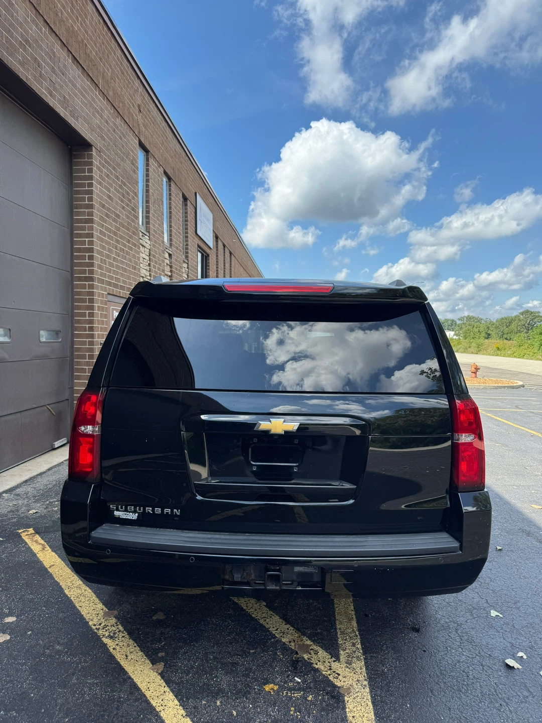 2017 Chevrolet Suburban LT - photo 4