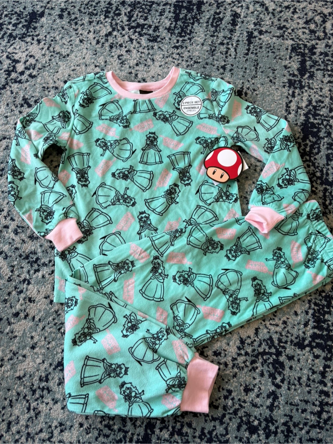 Super Mario Princess Peach 2-Piece Pajama Set