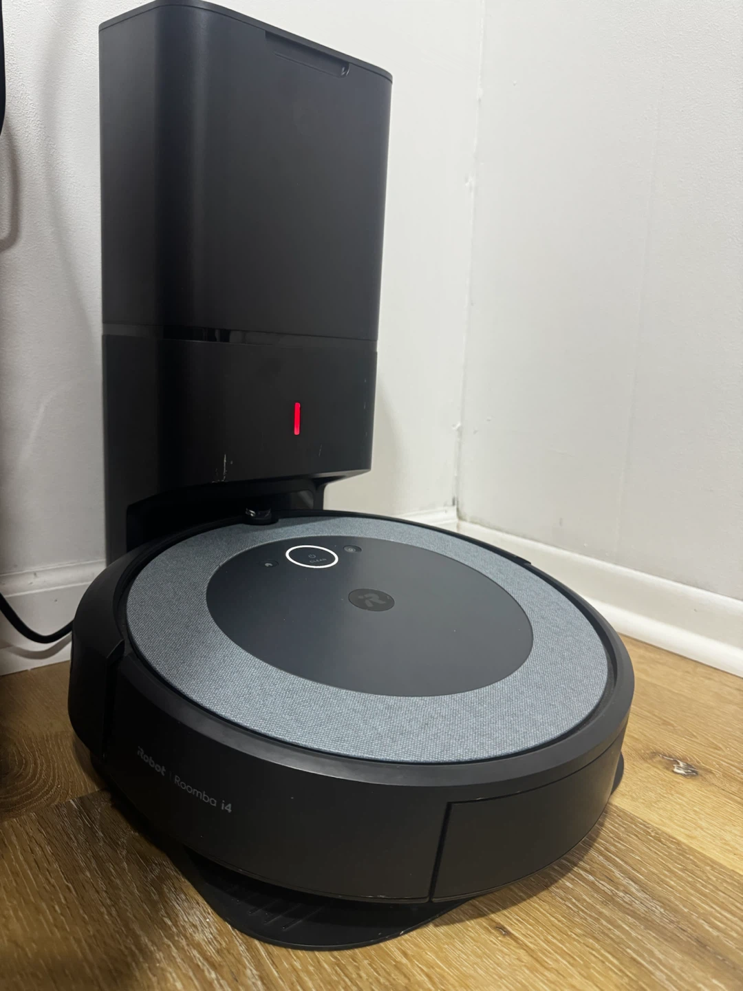 iRobot Roomba i4 Robot Vacuum - photo 2