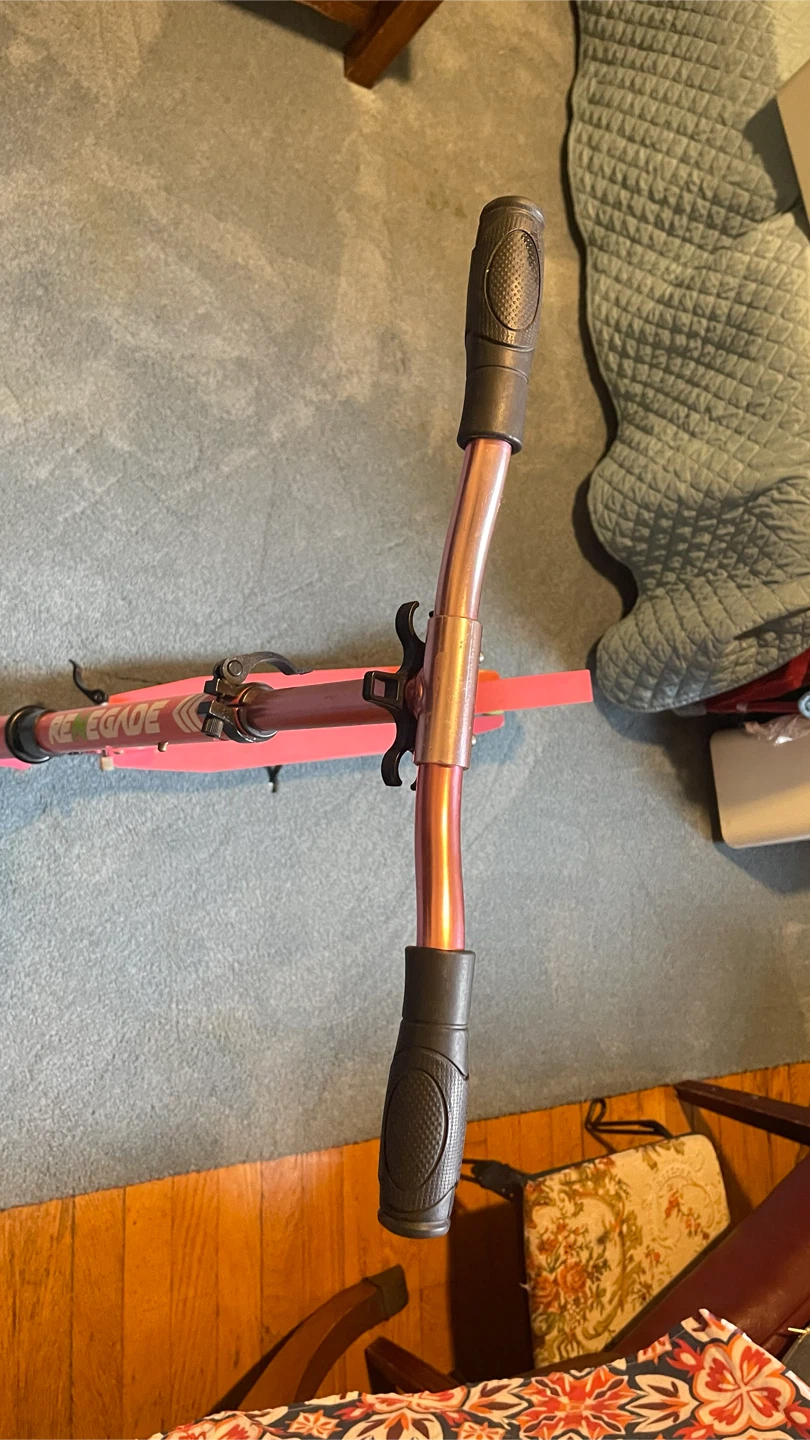 Hurtle Renegade Pink Kick Scooter