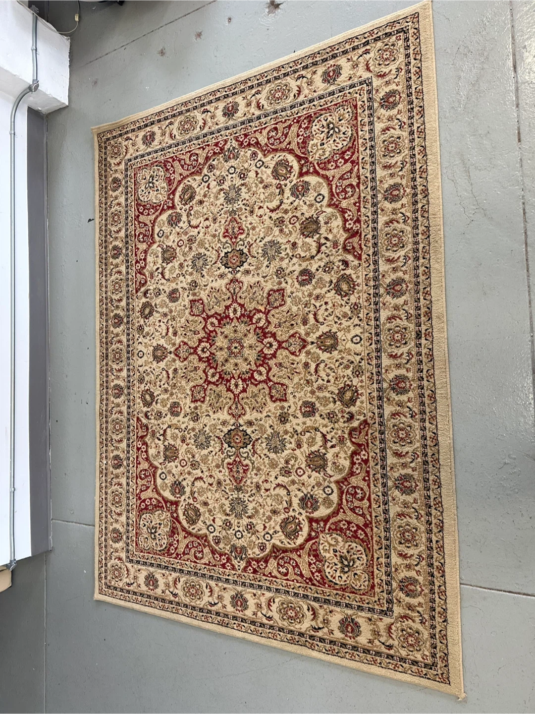 Traditional Oriental Style Area Rug - photo 2
