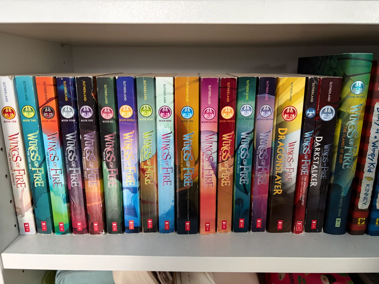 Wings of fire books - 15 first books + 3 secondary books