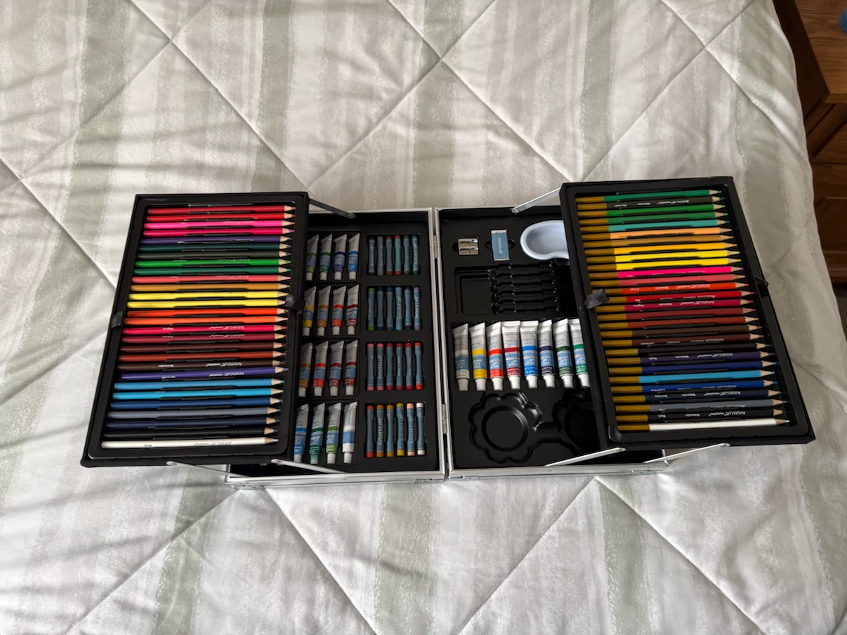 Artist's Loft Art Supply Set