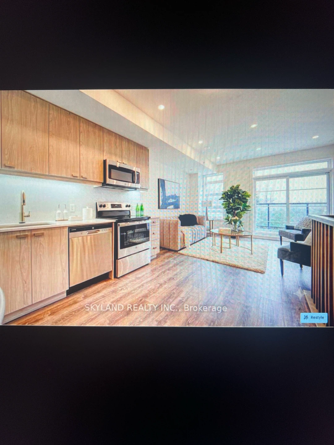 2+1 bed Townhouse Yonge & Finch - photo 2