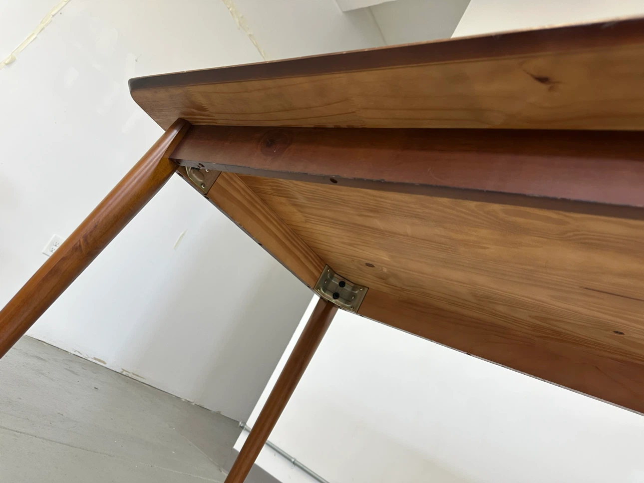 Wooden Dining Table - photo 5