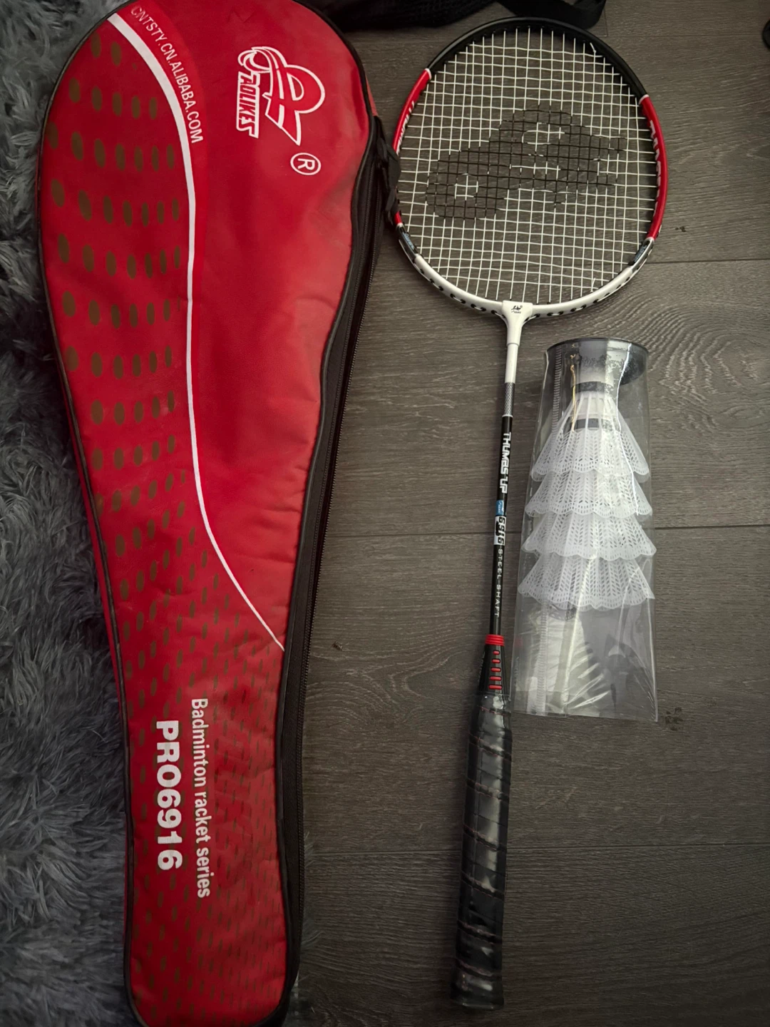 Aolikes Thumbs Up Badminton Racket Set