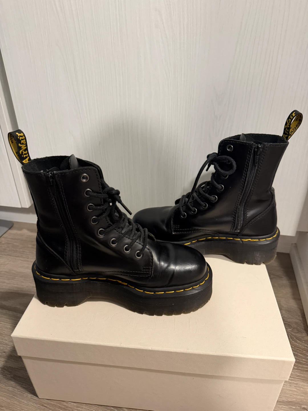 Dr. Martens Jadon boot leather - photo 4