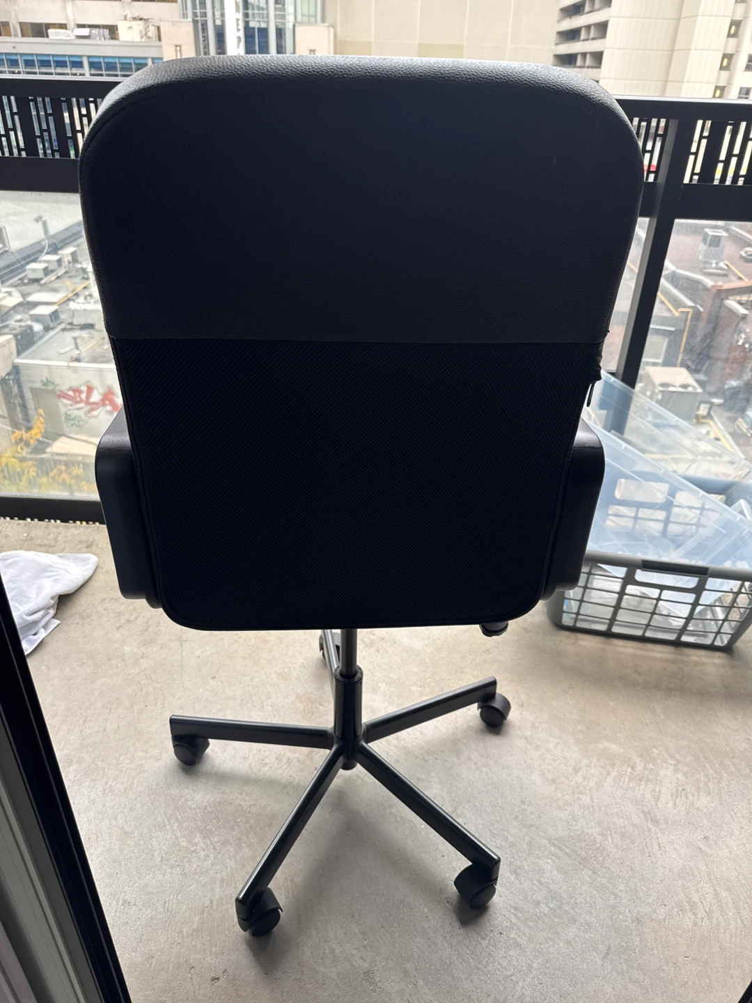 Black Office Chair - photo 3