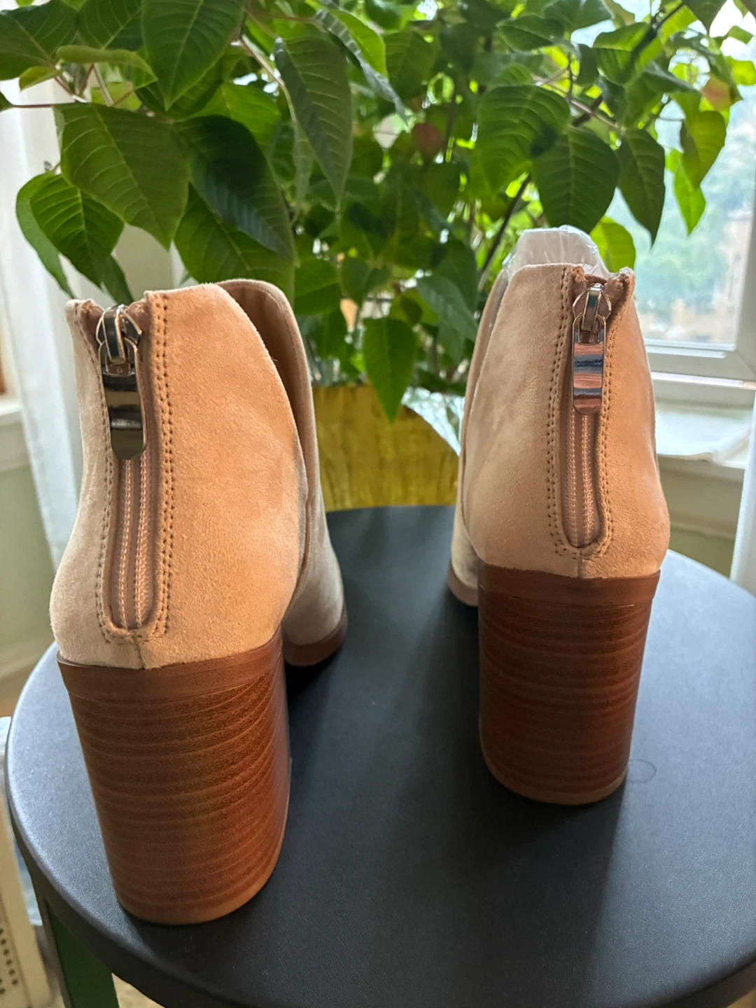 Beige Suede Ankle Boots - photo 3