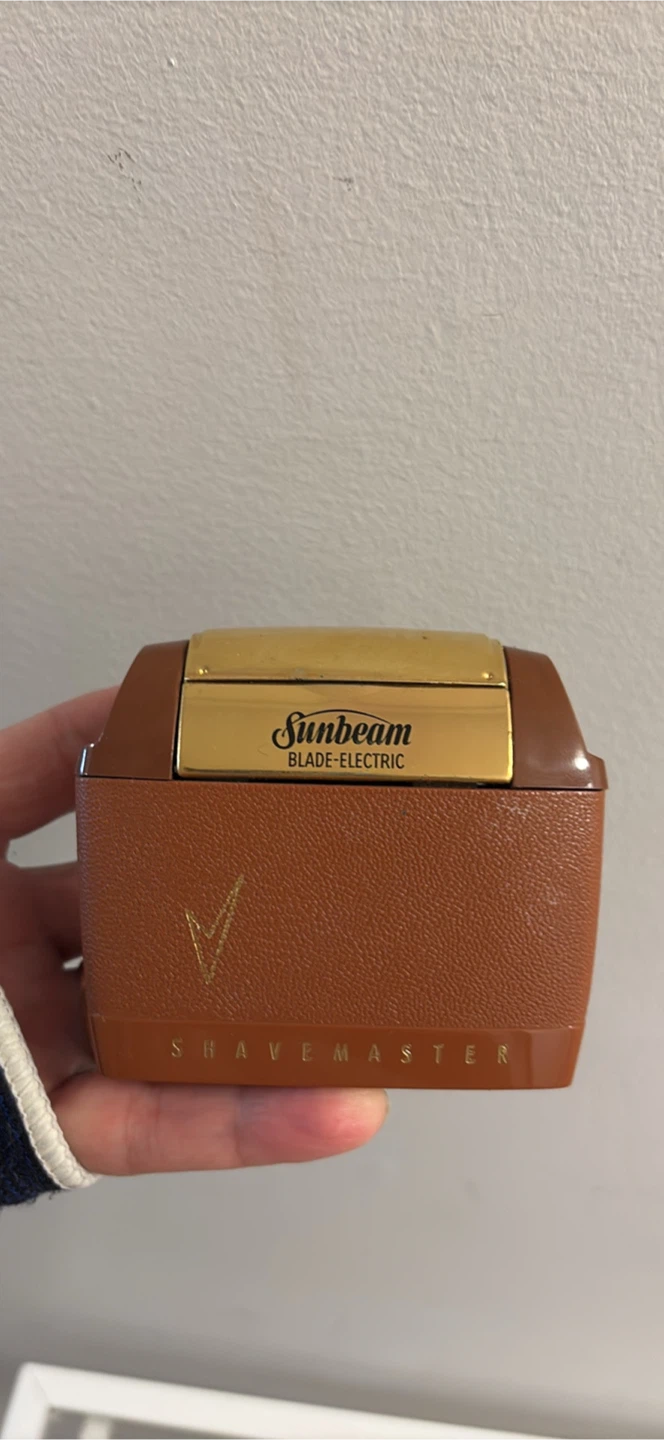 Vintage Sunbeam Shavemaster Electric Shaver - photo 5