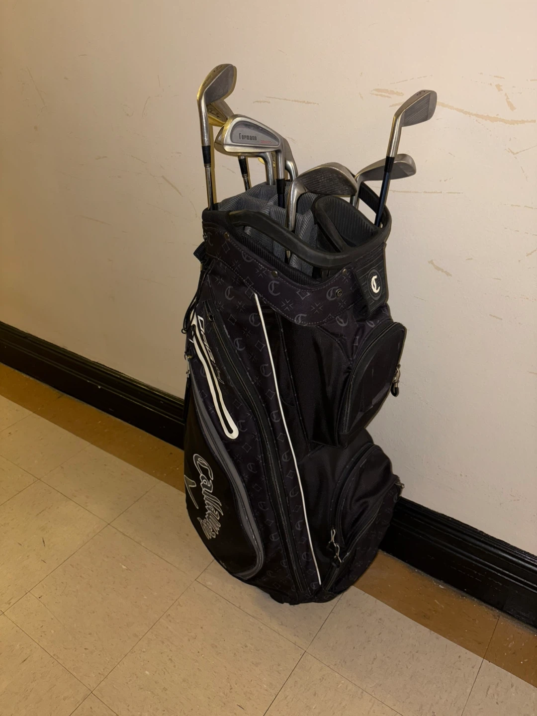 Callaway Golf Bag with Assorted Clubs