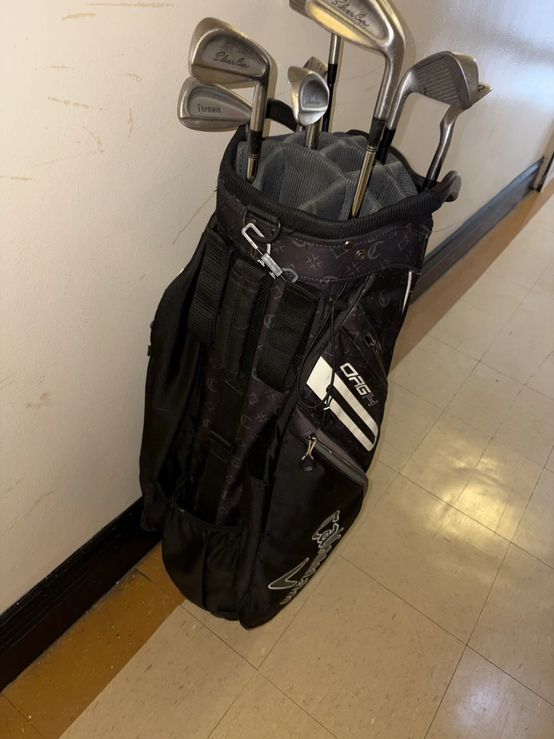 Callaway Golf Bag with Assorted Clubs - photo 5