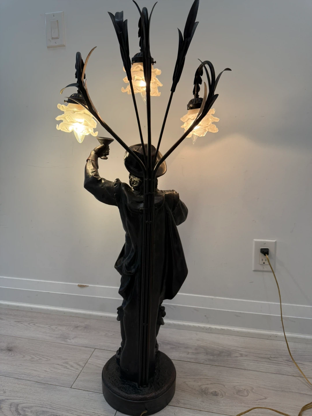 Cavalier Statue Floor Lamp - photo 2