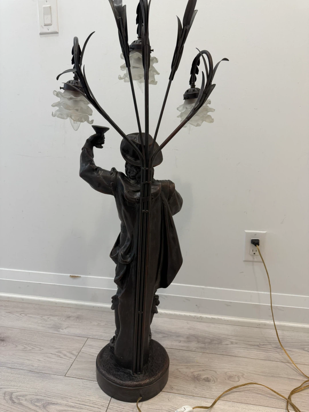 Cavalier Statue Floor Lamp - photo 4
