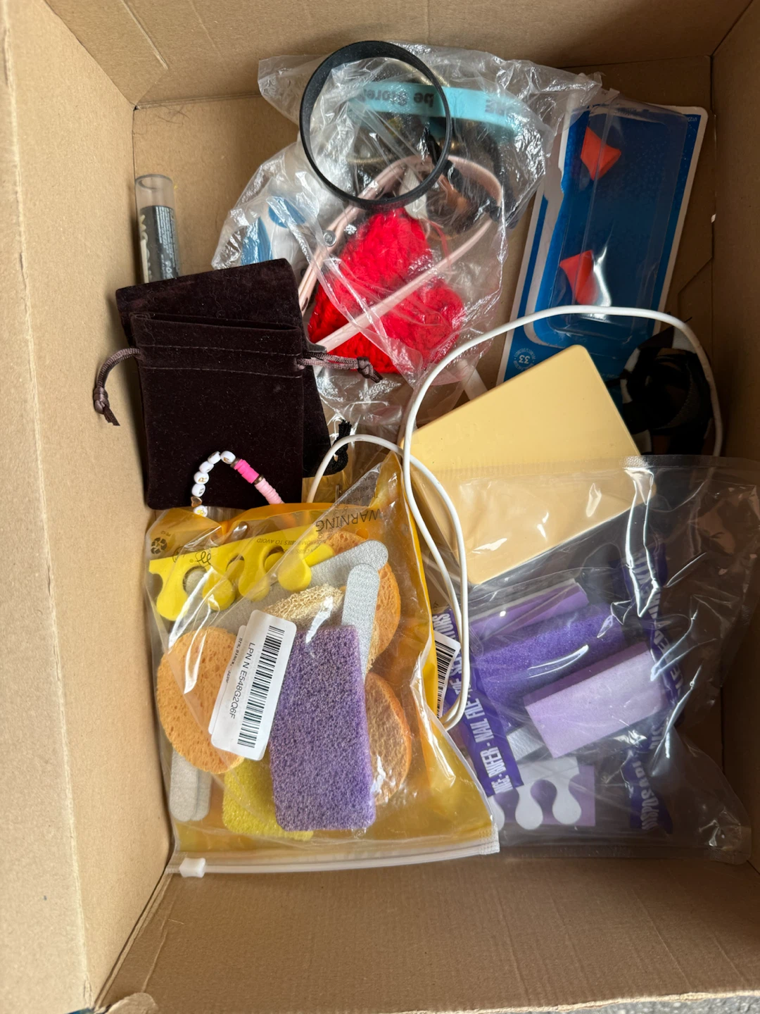 Personal grooming items - photo 5