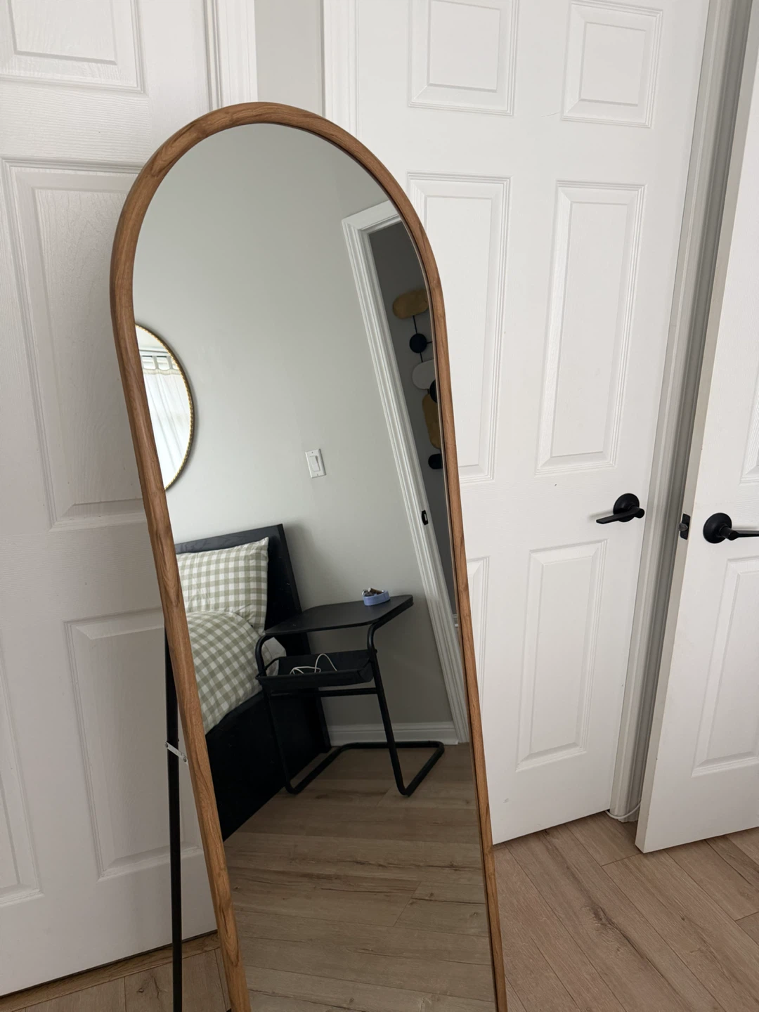Arched Floor Mirror with Wooden Frame - photo 2