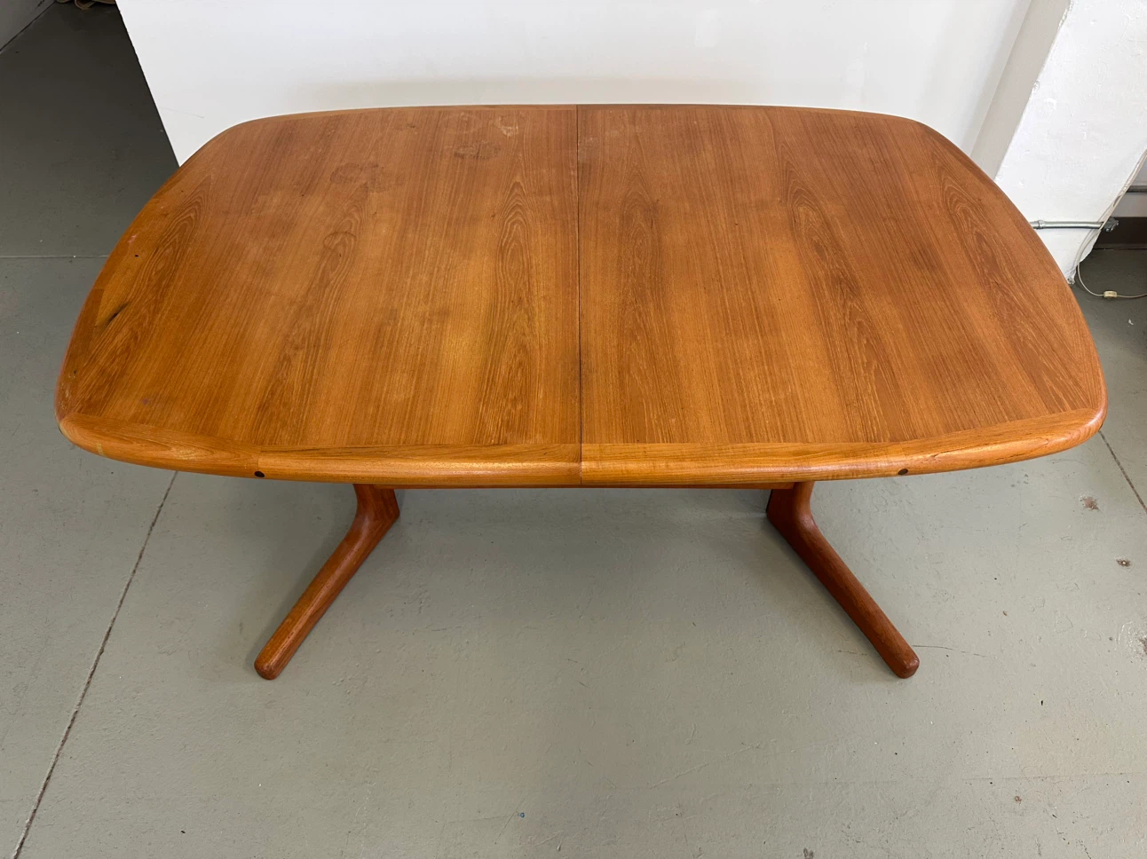 Mid-Century Modern Teak Dining Table - photo 3