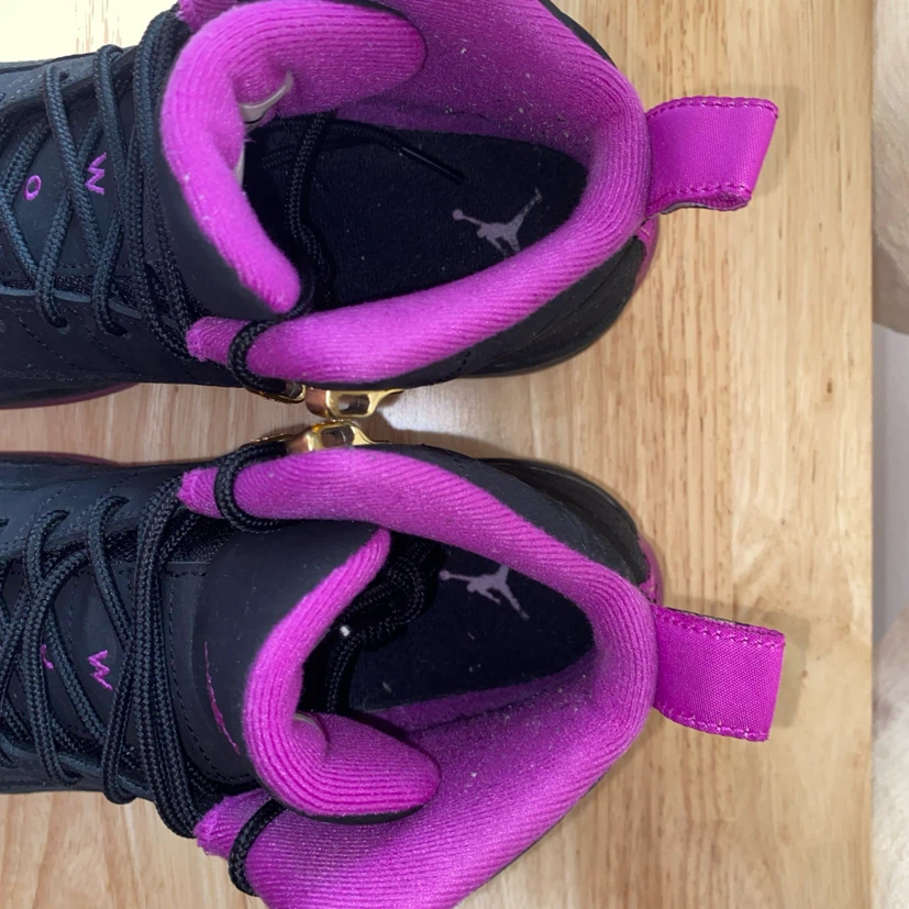 Jordan 2s Retro Black/Fuschia, Size 5.5 Kids - photo 5