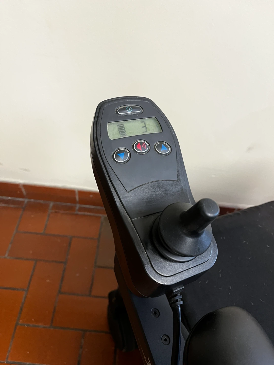 Quantum Edge 3 Power Wheelchair - photo 5