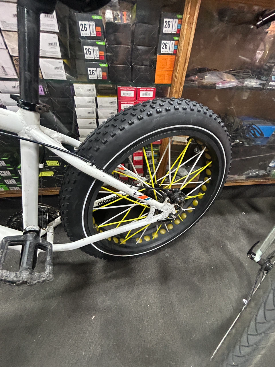 Mongoose Fat Tire Bike White - photo 4