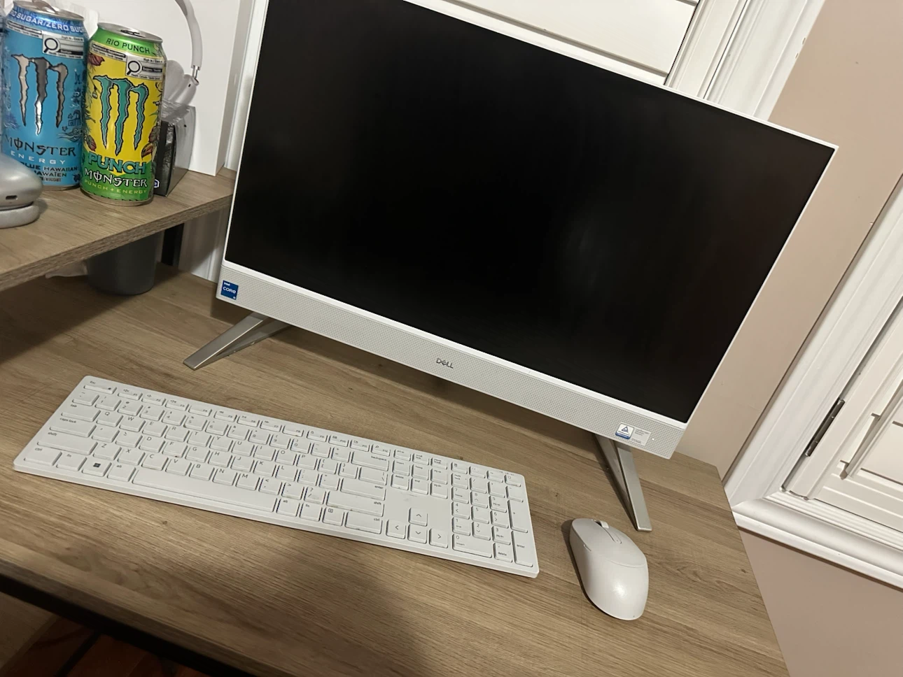 Dell Inspiron 24 5410 All-in-One PC + Keyboard & Mouse
