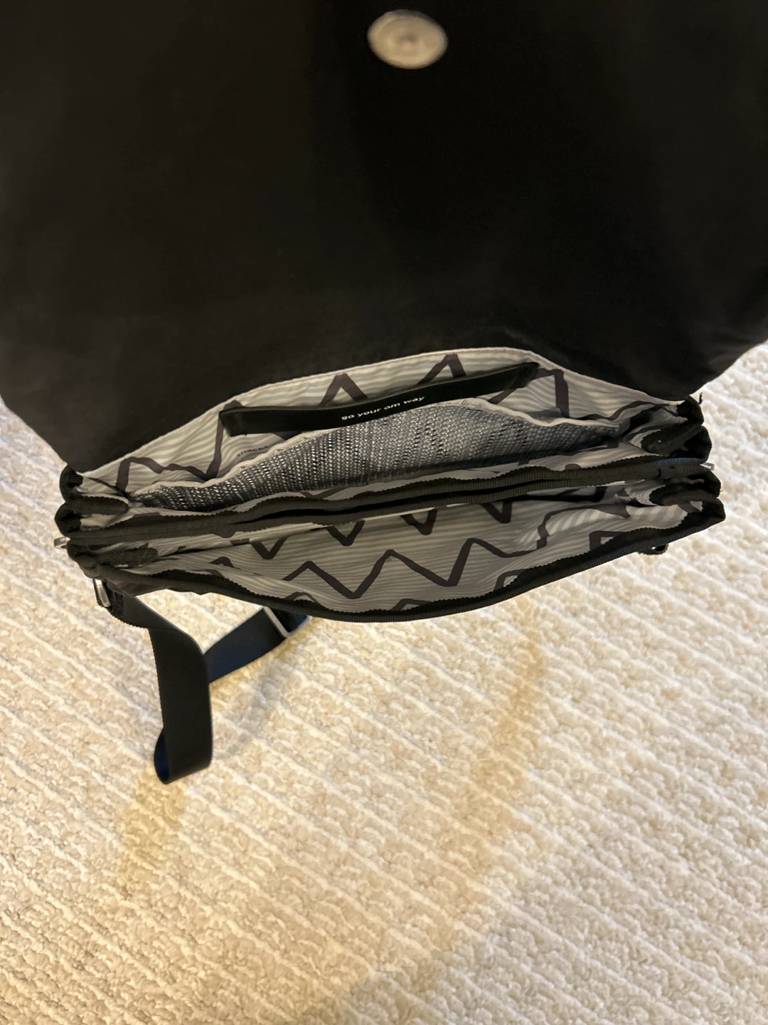 Lululemon Crossbody bag - photo 3