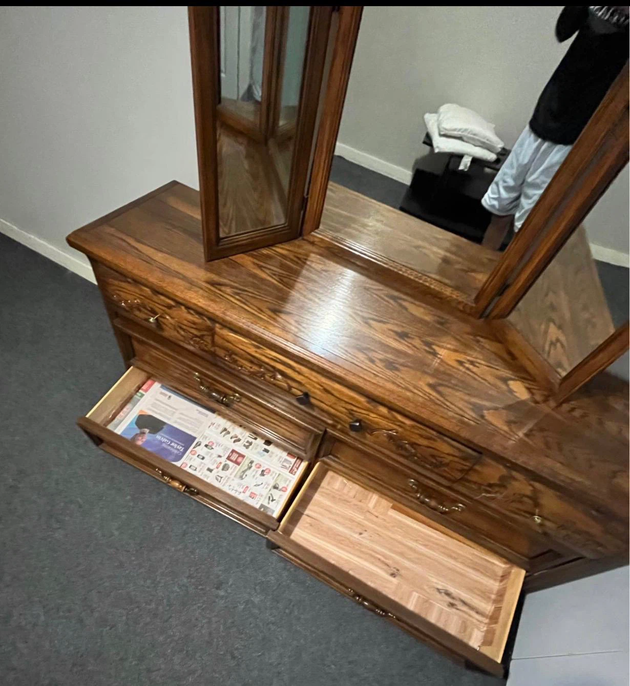 Wooden Dresser with Tri-Fold Mirror - photo 5