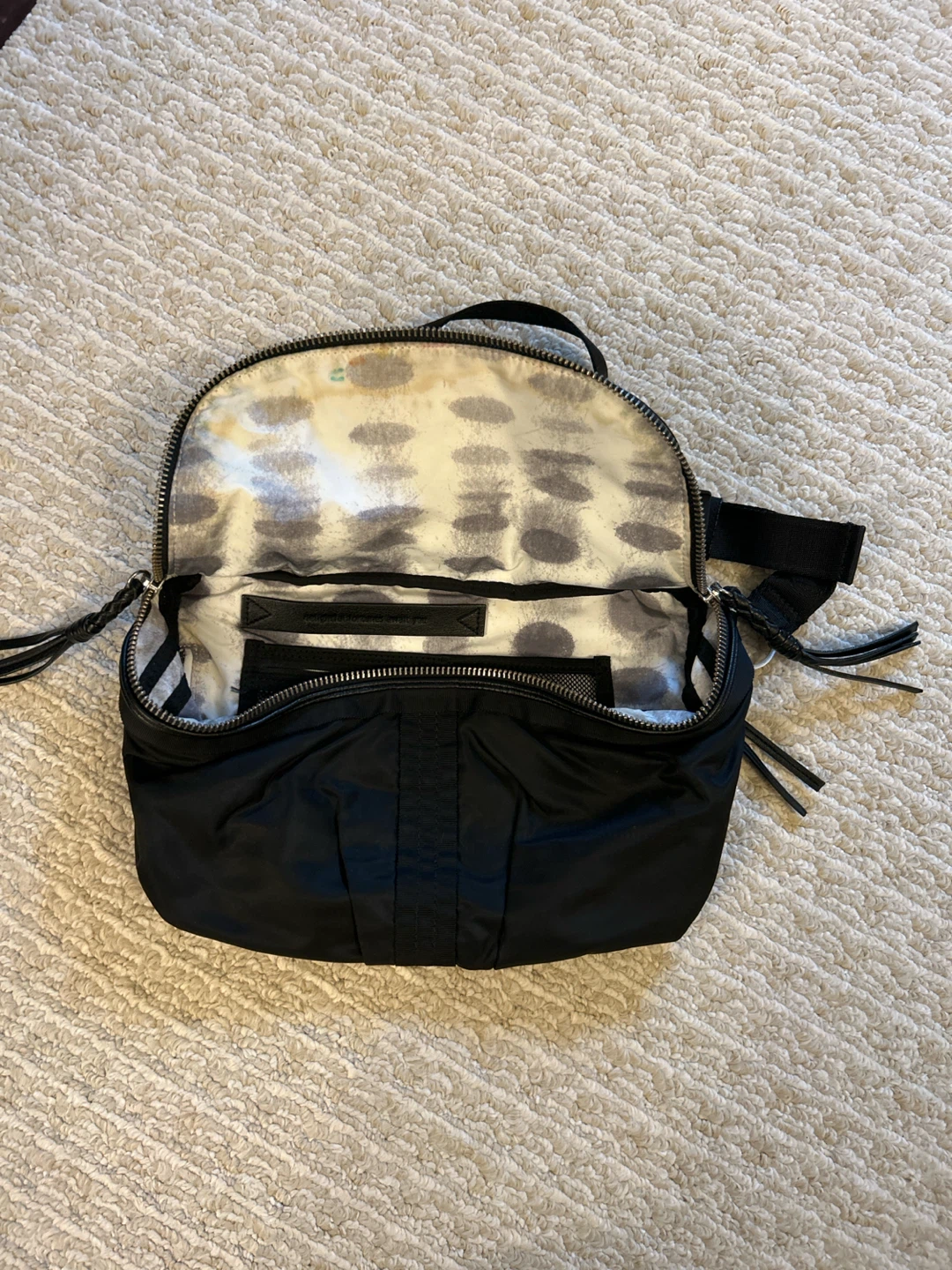 Lululemon Black Crossbody Bag - photo 2