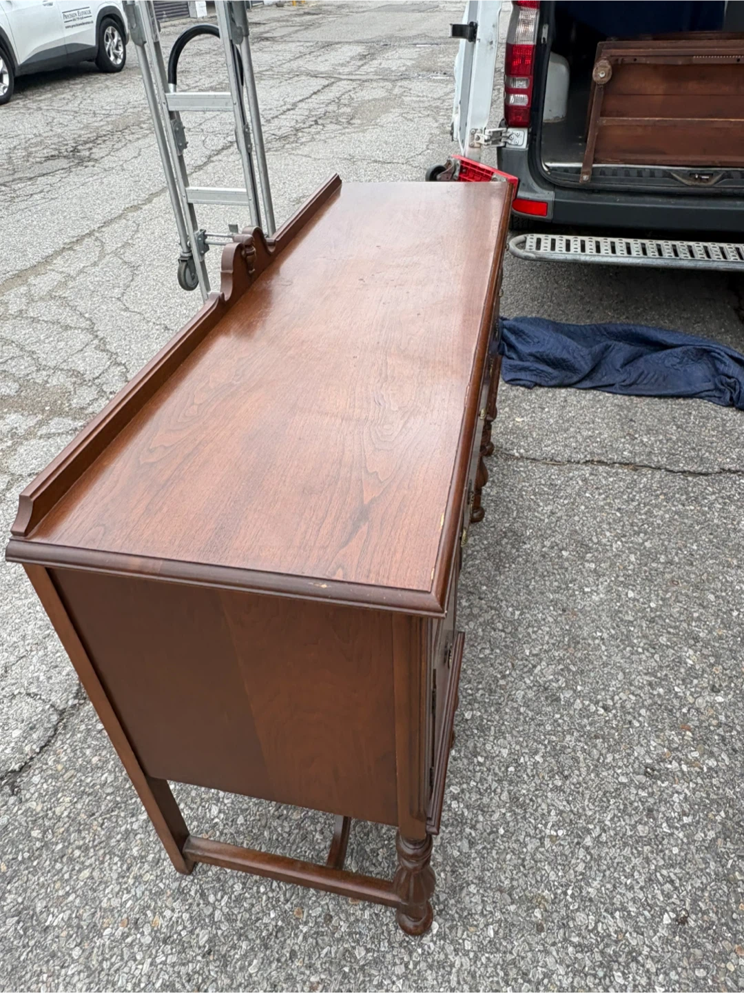 Free delivery antique Vintage Wooden Sideboard Buffet - photo 3