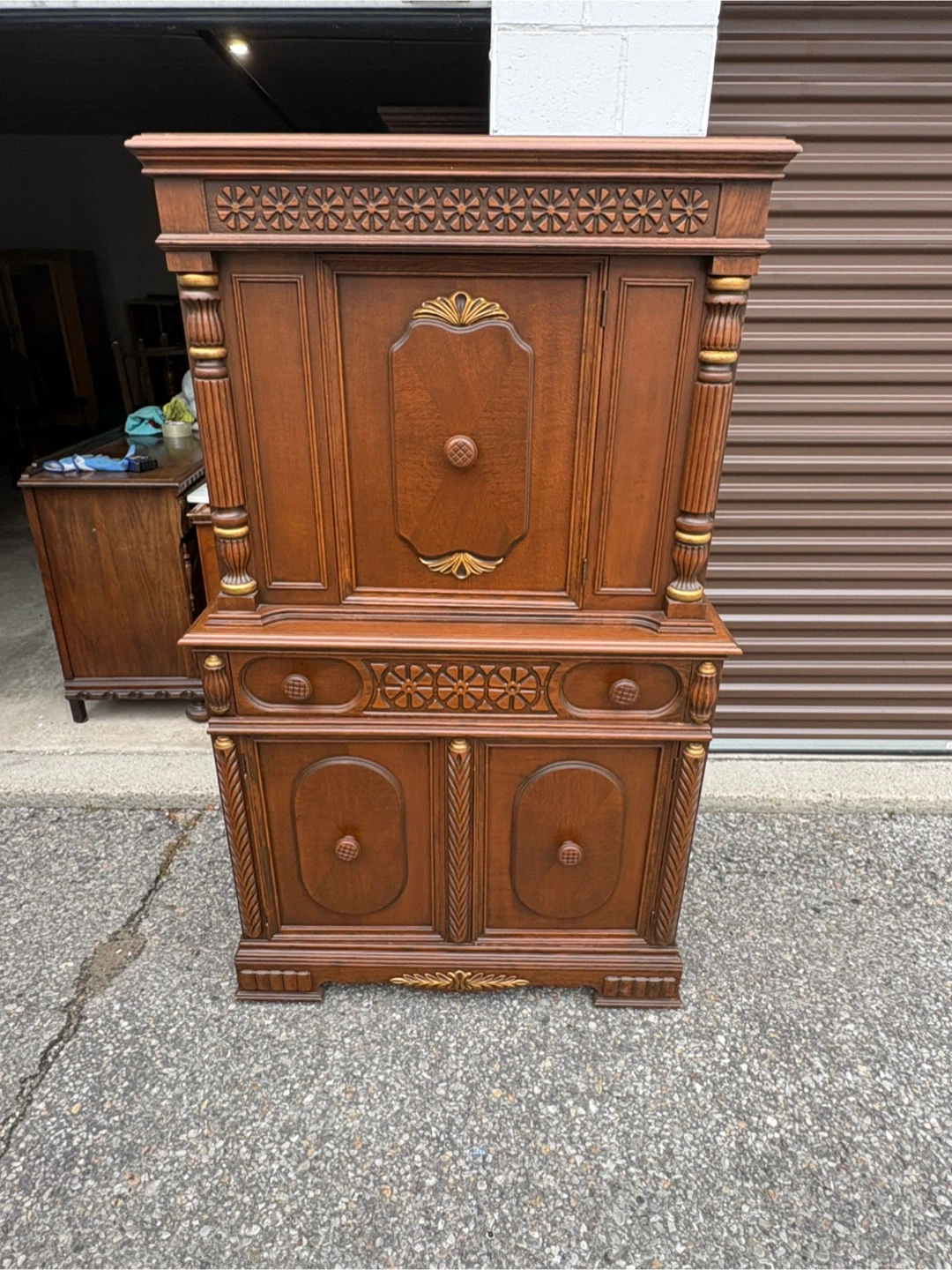 Free delivery antique Vintage Wooden Hutch Cabinet