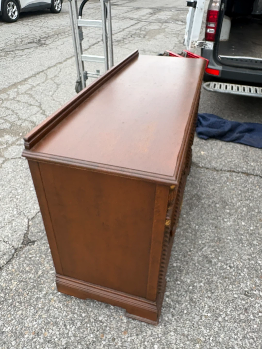 Free delivery antique Vintage Solid Wood Credenza Sideboard - photo 3