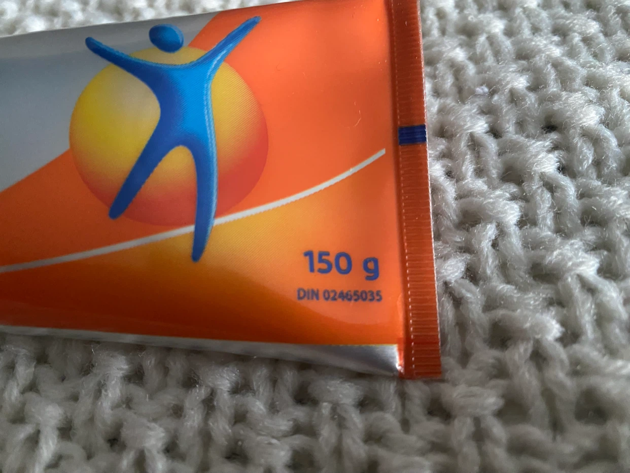 Voltaren Back & Muscle Pain Gel 150g - photo 4