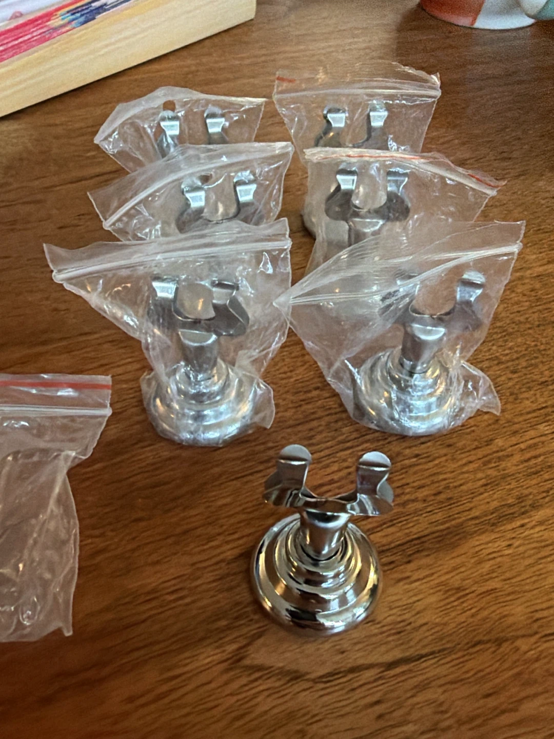 Set of 7 Chrome Card Holders - photo 2