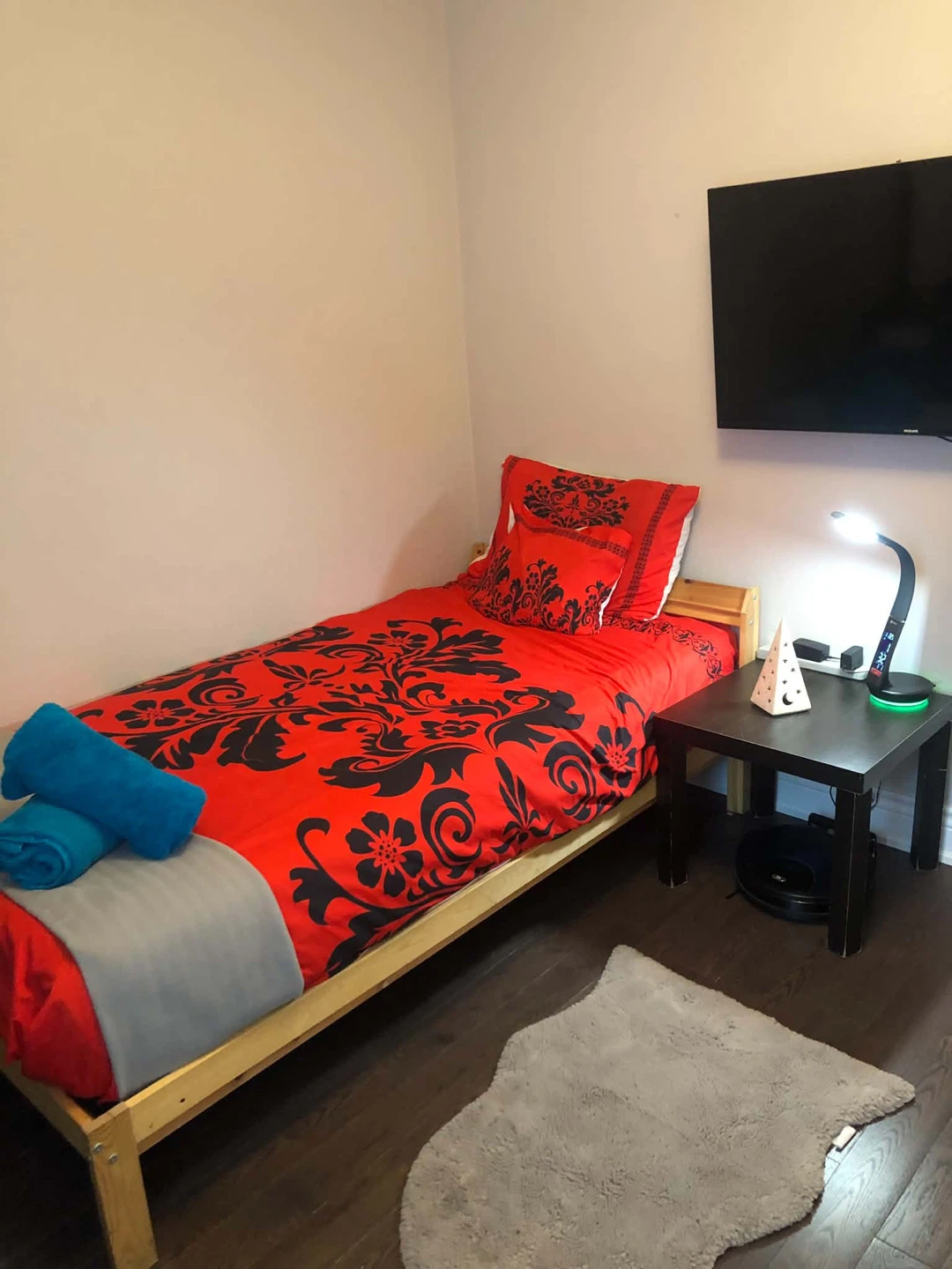 Room for rent