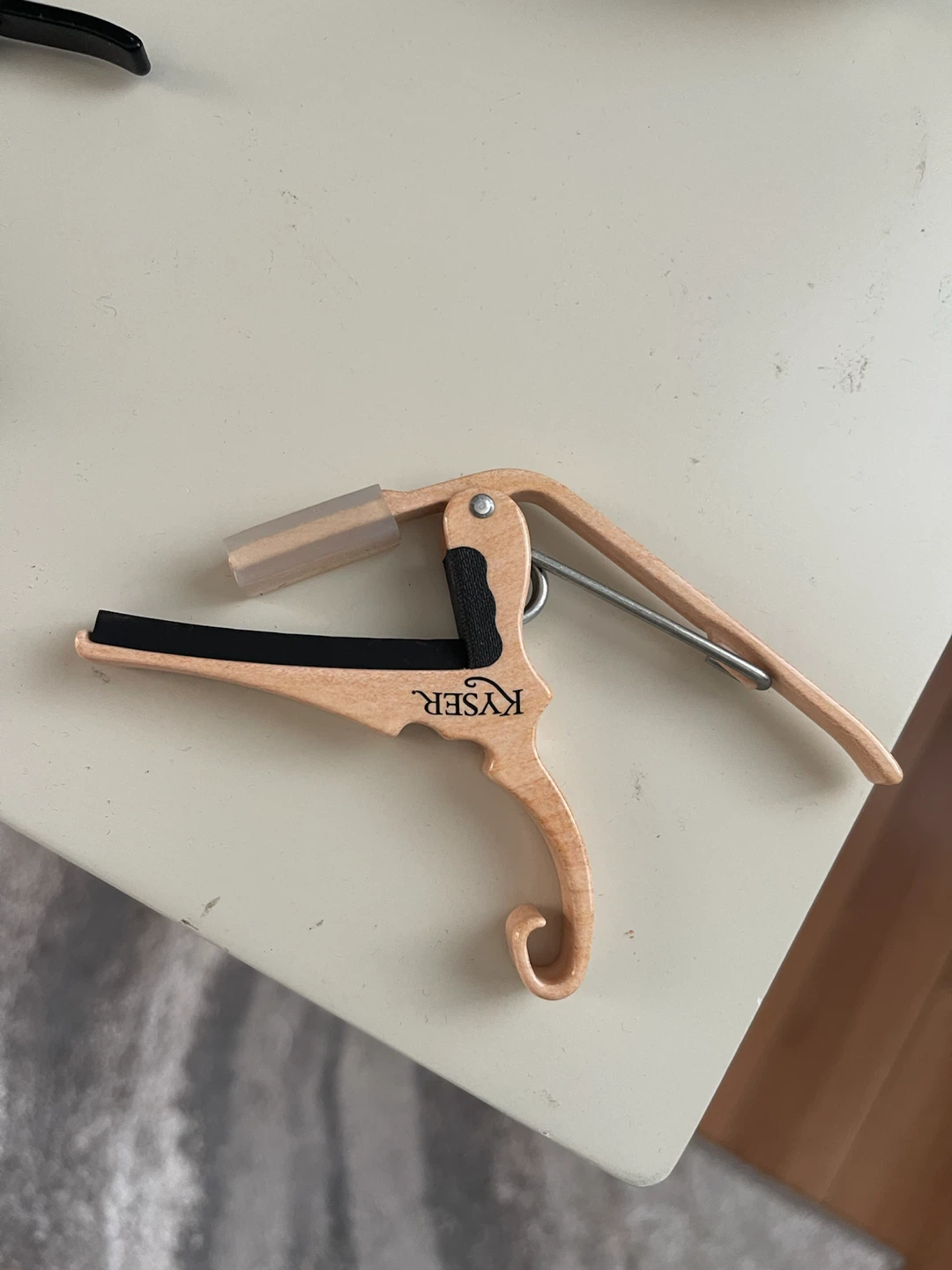 Kyser Quick-Change Guitar Capo - Maple Finish - photo 2
