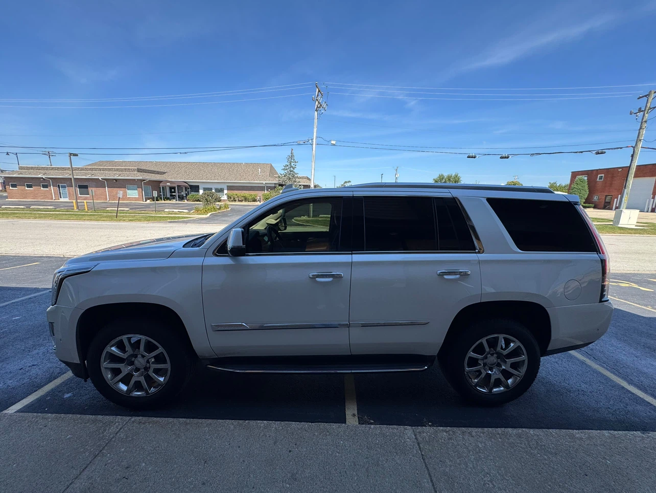 2017 CADILLAC ESCALADE PREMIUM LUXURY 4WD - photo 3