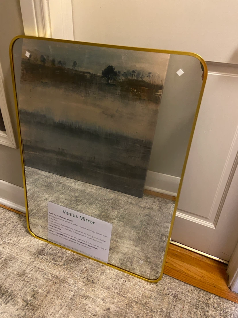 New 24 x 32 Gold Framed Mirror - photo 5