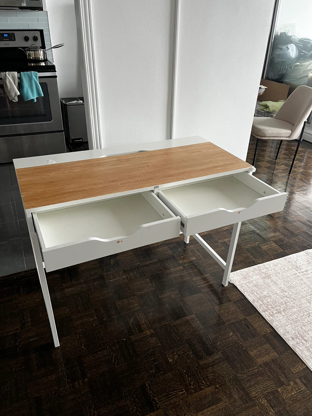 White and Wood Desk with Two Drawers - photo 2